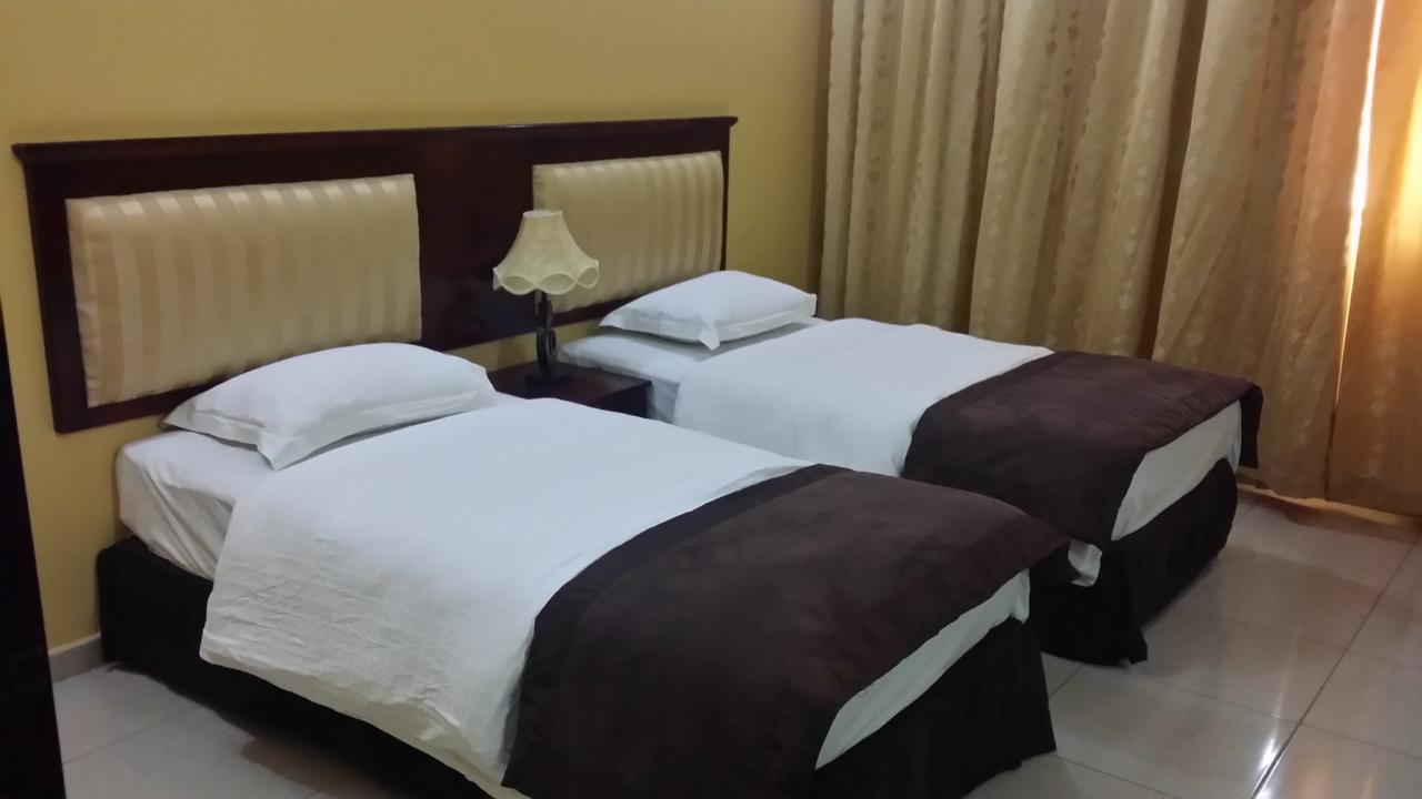 Aryana Hotel อัล บูรัยมิ ภายนอก รูปภาพ